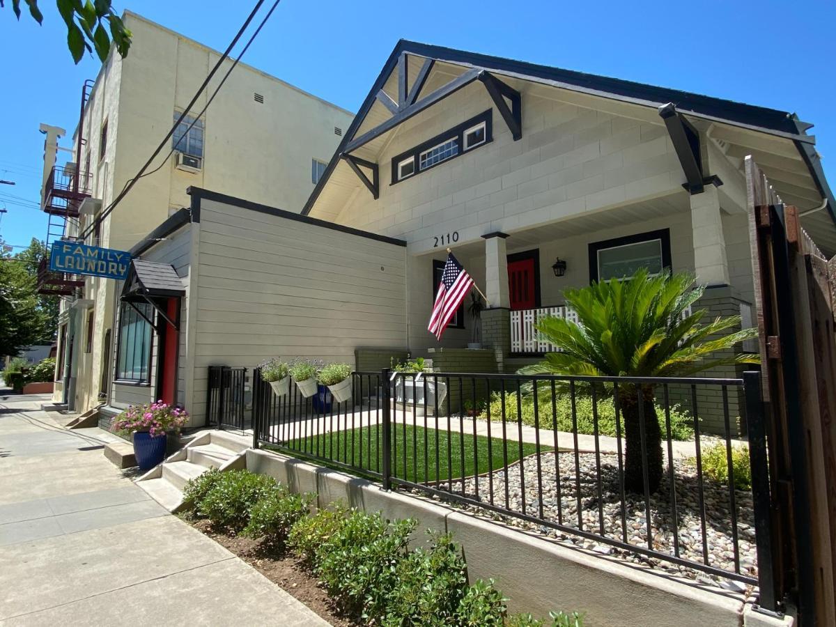 Family Laundry & Spa Sacramento Exterior photo