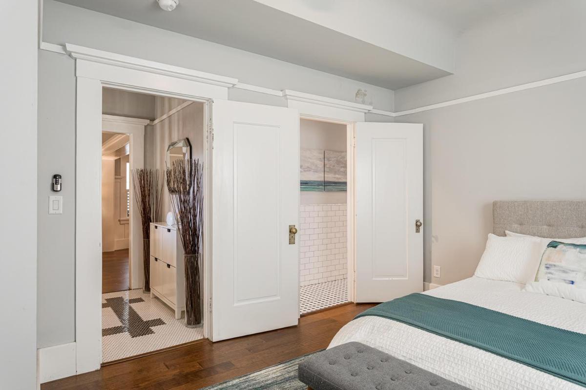 Family Laundry & Spa Sacramento Exterior photo